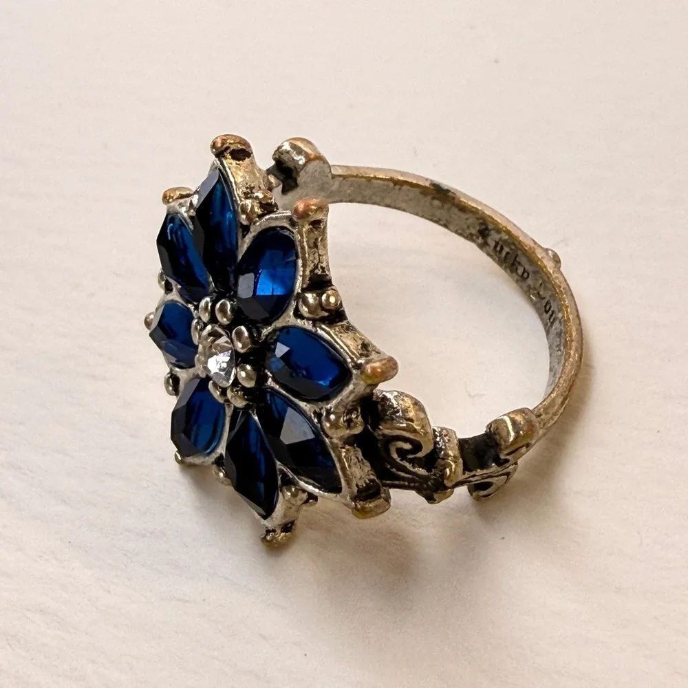 Lucky Brand Blue Crystal Flower Statement Ring Antiqued Silver Tone Floral Boho